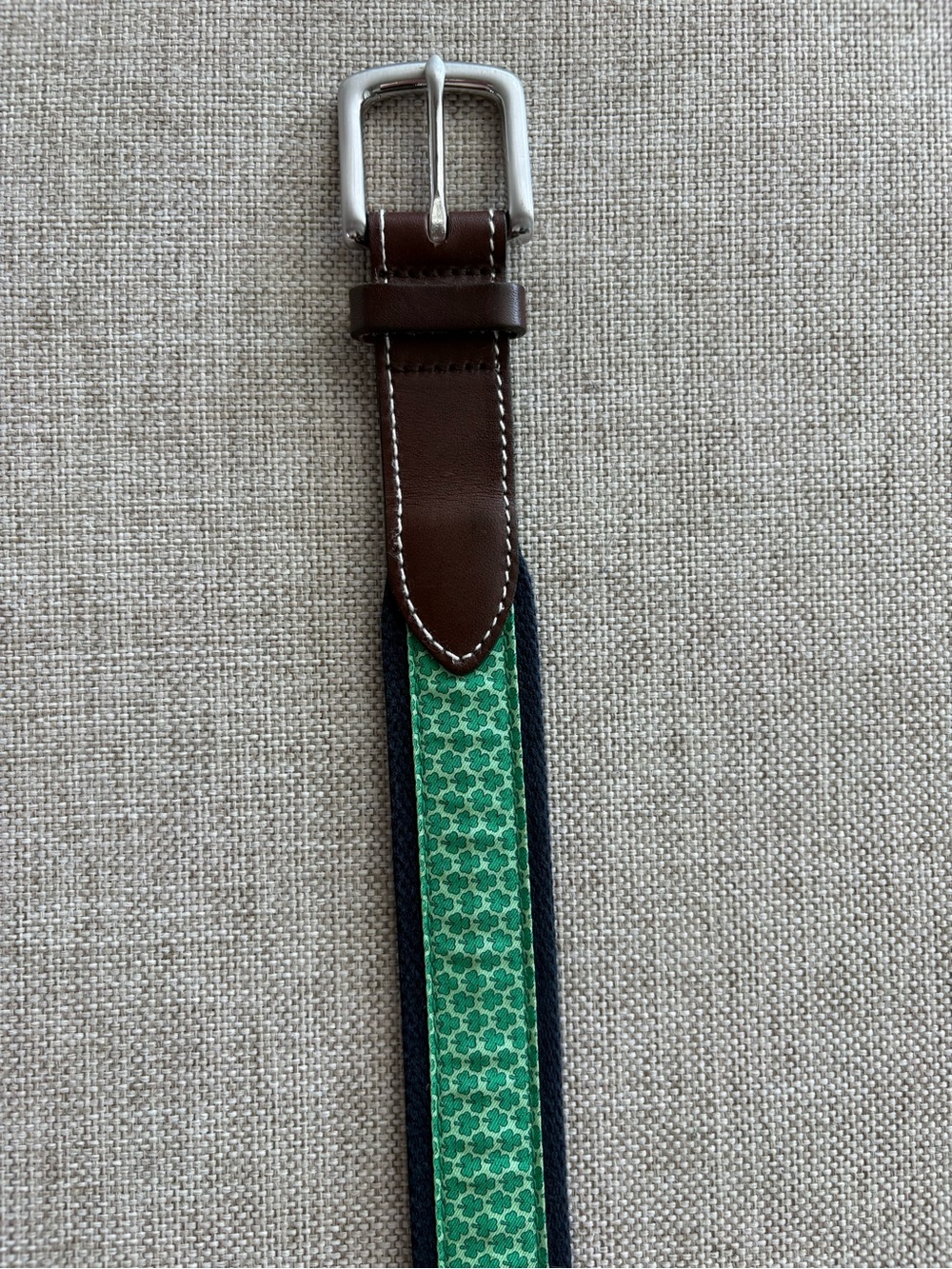 Vineyard Vines Size 32 Shamrock Canvas Belt Solid Brass Preppy Golf